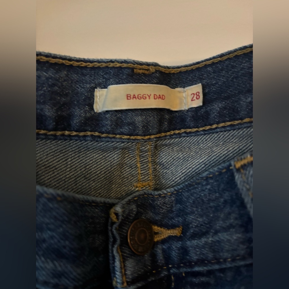 Levi’s baggy dad jeans - Picture 10 of 13